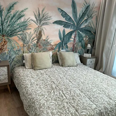 La Maison Del Mar Homestay *