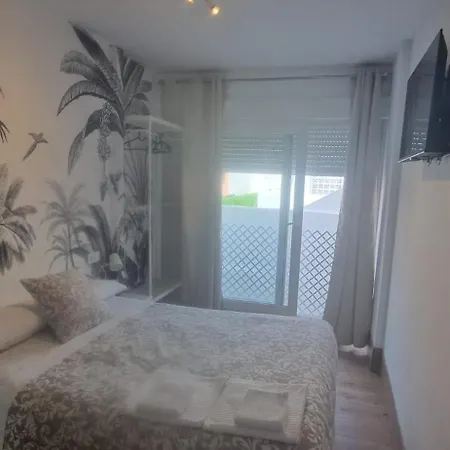 La Maison Del Mar Homestay Malaga